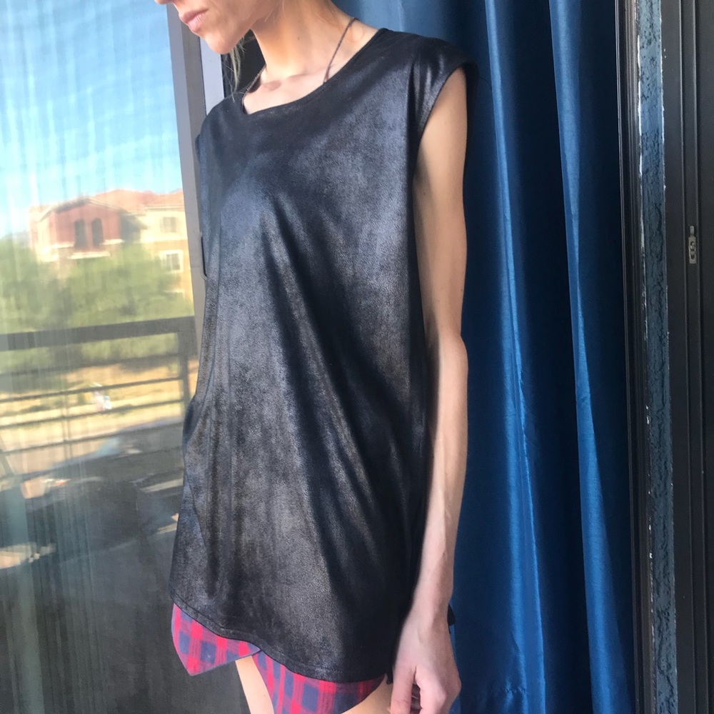 Bb Dakota black suede top